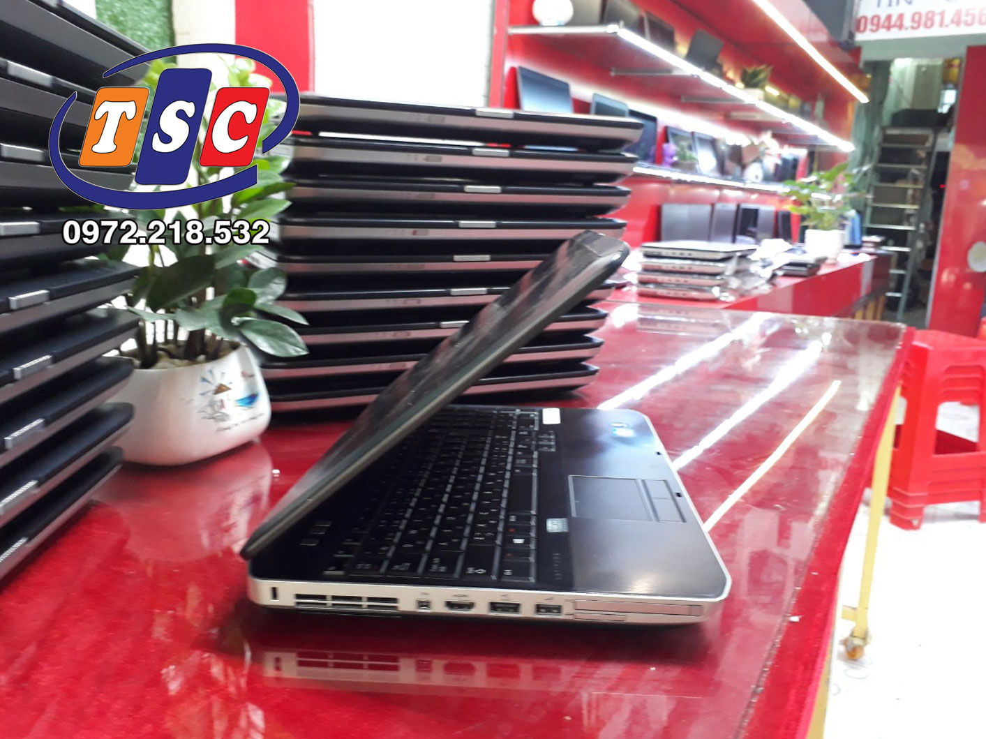 Dell Inspiron 5520| i5-3210M | RAM 4 GB |HDD 500GB | 15.6” HD | VGA Intel HD graphics 4000