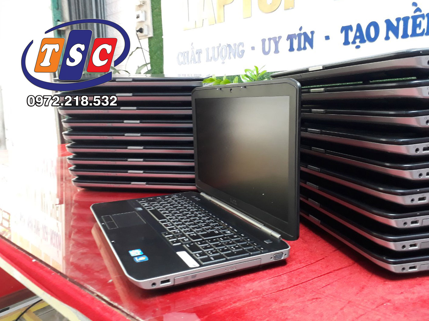 Dell Inspiron 5520| i5-3210M | RAM 4 GB |HDD 500GB | 15.6” HD | VGA Intel HD graphics 4000