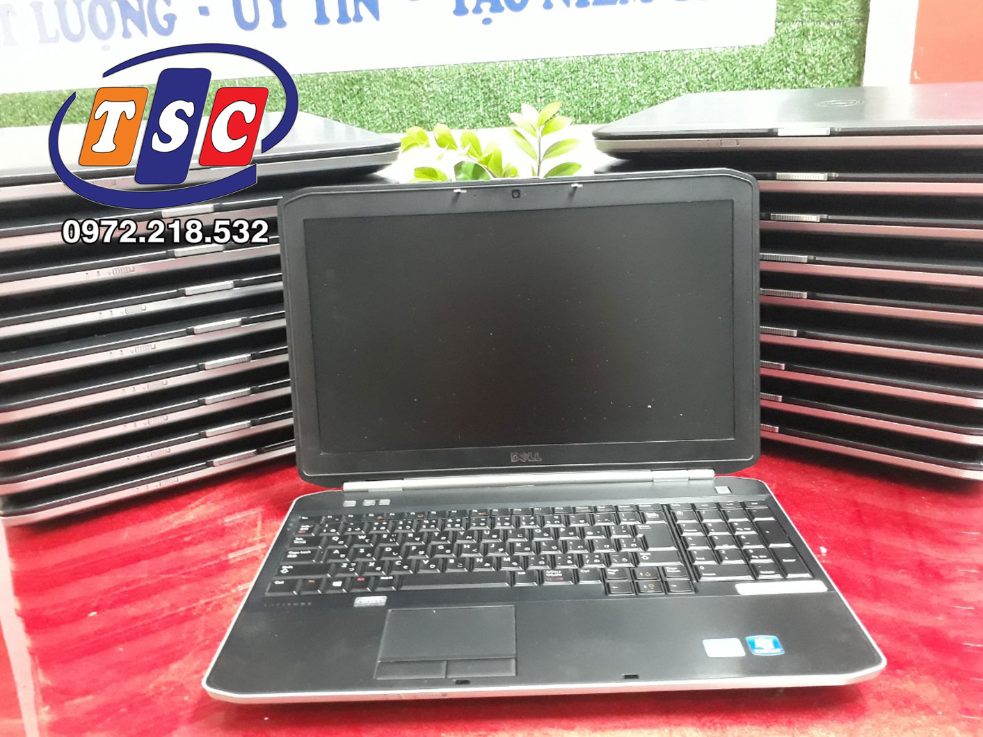 Dell Inspiron 5520| i5-3210M | RAM 4 GB |HDD 500GB | 15.6” HD | VGA Intel HD graphics 4000