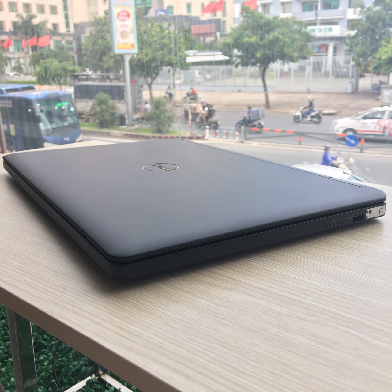 Laptop Dell Latitude E5550 | Core™ i7-5600U | Ram 8GB | 256G SSD | Nvidia GTX 840M | 15”6 FHD