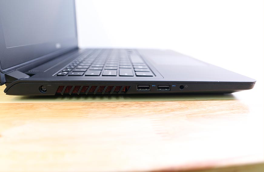 Laptop Dell Inspiron 7559 Gaming i5 6300HQ | RAM 8 GB |SSD 120GB+ HDD 500GB | 15.6” Full HD | VGA GTX 960m (4gb)