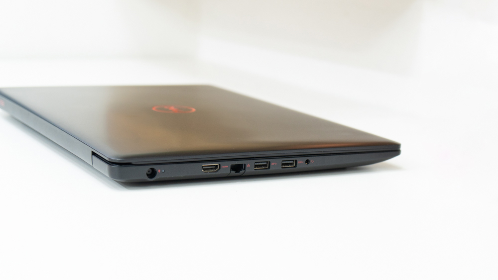 Laptop Dell G3 3579 Core i5-8300H| RAM 8GB| HDD 500gb + SSD 128GB| VGA 4GB NVIDIA GTX 1050Ti| 15.6 inch FHD