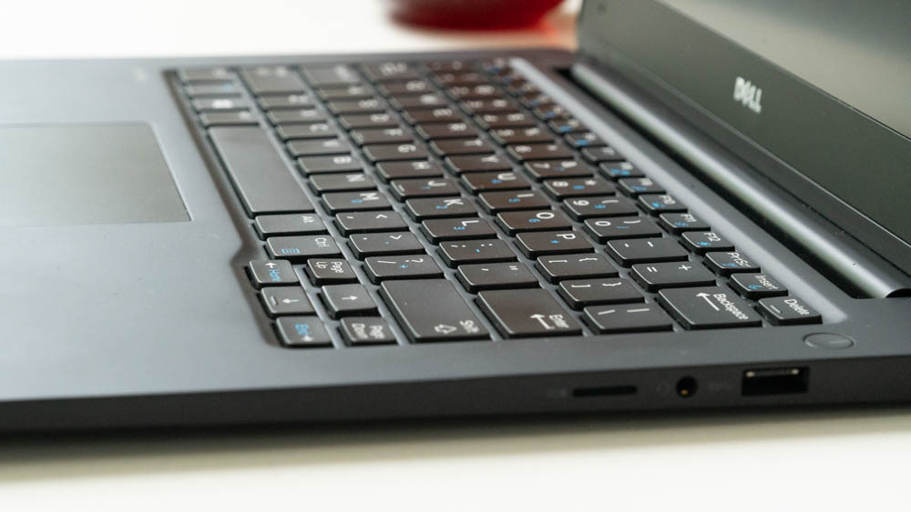 Laptop Dell Latitude 7370 M5- 6Y54 | RAM 8GB | SSD 256GB | 13.3″FHD