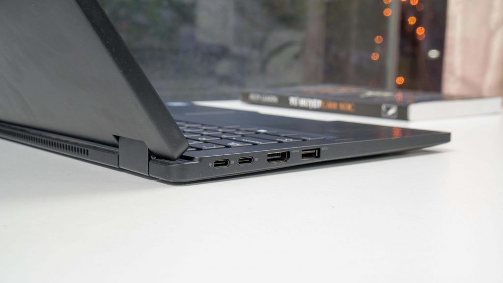 Laptop Dell Latitude 7389/ i7 7600U/ RAM 16GB/ Ổ SSD 256GB/ MÀN 13.3 Full HD Cảm Ứng Gập 360