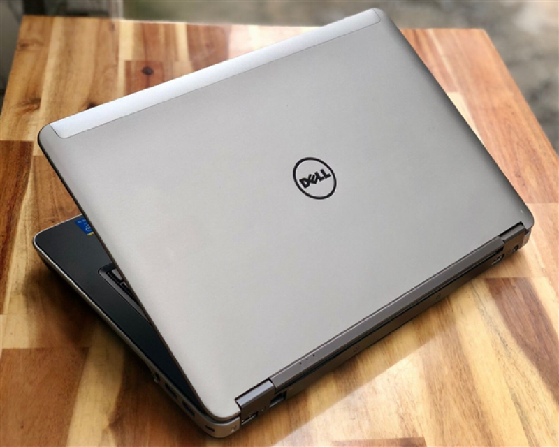 Laptop Dell Latitude E6440 |i5-4200M | Ram 4GB | HDD 250GB |14″ HD | Card on