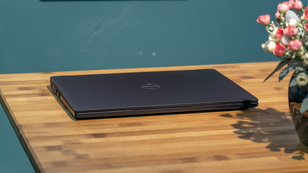 Laptop Dell Latitude e7280 | i5 7300U | RAM 8G | Ổ SSD 256GB | MÀN 12.5 HD