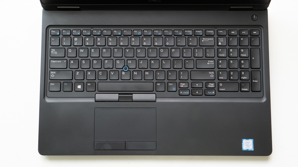 Laptop Dell Latitude 5590 – i7 8650U | 8G | 256GB SSD | 15.6FHD | VGA Intel HD 620