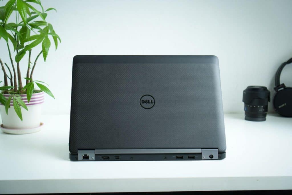 Laptop Dell Latitude e7270 | i5*6300U | RAM 8GB | Ổ SSD 256GB | MÀN 12.5″ FULL HD CẢM ỨNG