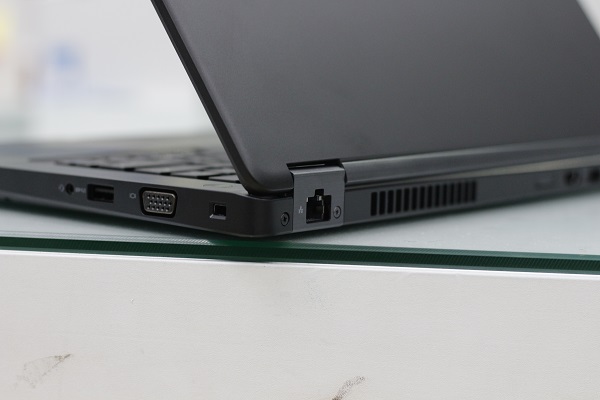 Laptop Dell Latitude E5480 | i5 6300HQ | RAM 8G | Ổ SSD 256GB | MÀN 14.0 Full HD | Card On