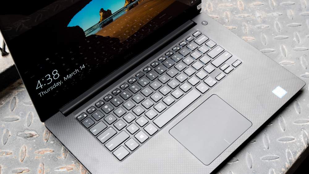 Laptop Dell Precision 5520 i7-7820HQ | 16GB | SSD 512GB | NVIDIA Quadro M1200 (4GB) | 15.6″ Màn FHD