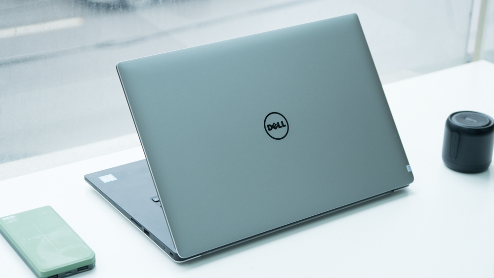 Laptop Dell Precision 5520 i7-7820HQ | 16GB | SSD 512GB | NVIDIA Quadro M1200 (4GB) | 15.6″ Màn FHD