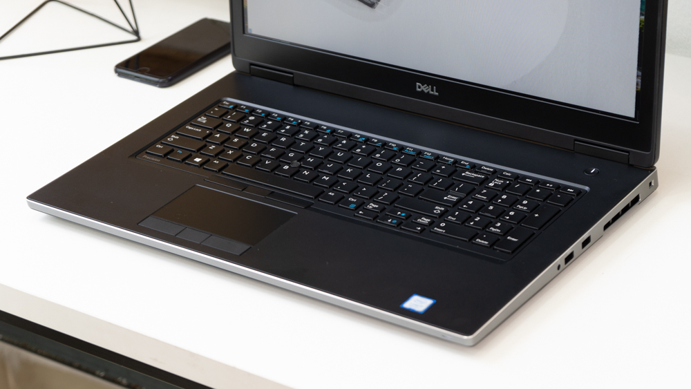 Laptop Dell Precision 7730 Core i7 – 8750H | RAM 16GB | SSD 512GB | P4200 | 17.3 FHD